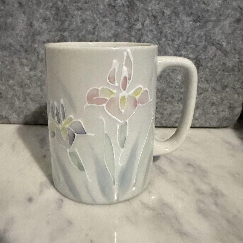 Vintage Otagiri  Floral Lite Tulips Hand Painted‎ Tall Coffee Mug RARE Beautiful